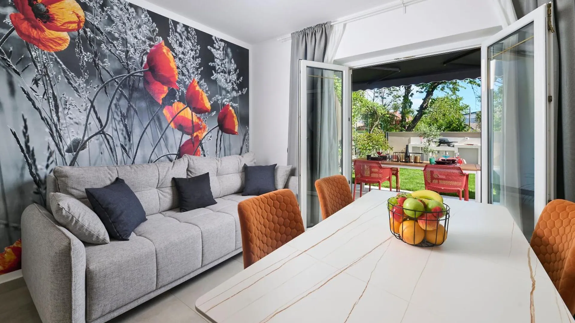 Ferienwohnung In Zambratija Mit Eigenem Parkplatz