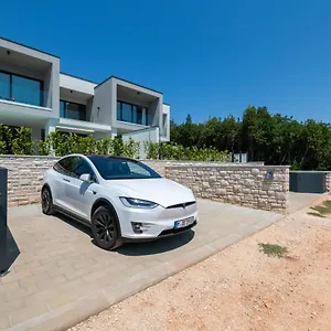 Villa Luxus Monteneto, Zambratija (Istria)